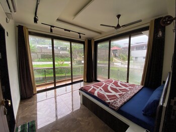 sky high by joy suites