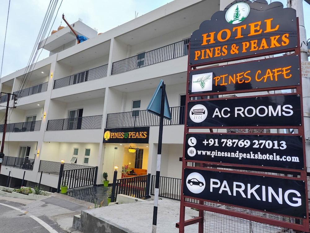 hotel pines and peaks by tws