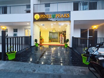 hotel pines and peaks by tws