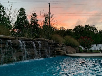 Coastal Estate,756 U.S. 9,3 star