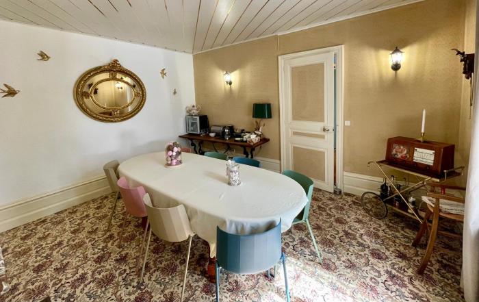 aux chambres des dames