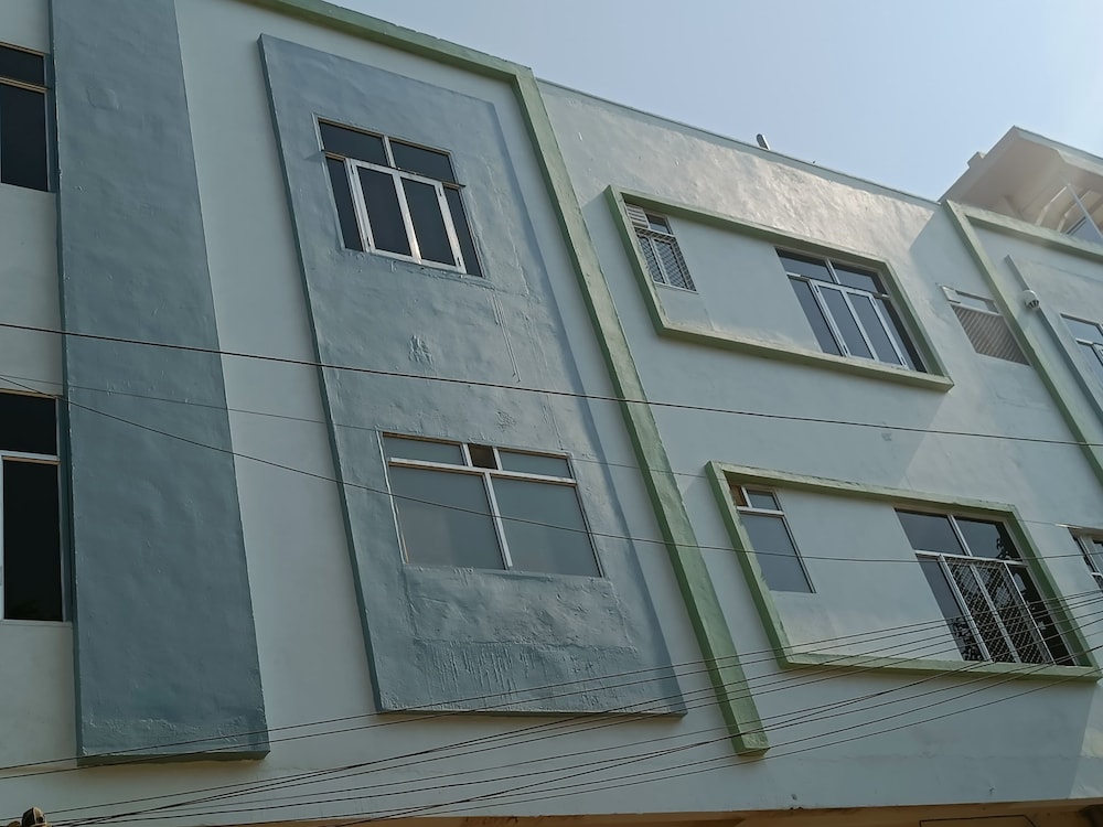 rao jagveer home stay