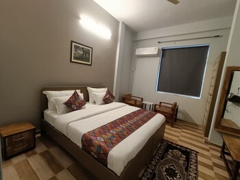 rao jagveer home stay