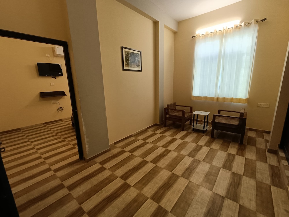 rao jagveer home stay