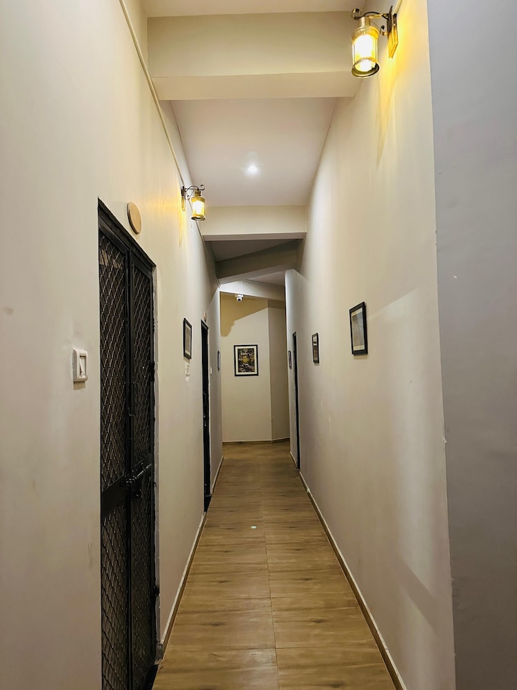 rao jagveer home stay