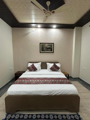 rao jagveer home stay