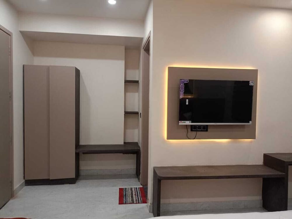 hotel c and g villa new delhi