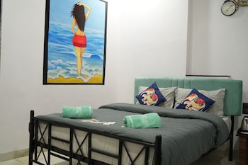 Funky Hostel,,3 star