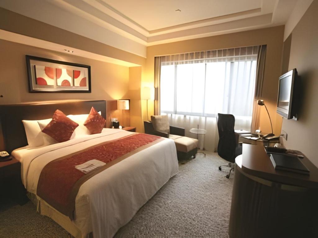 crowne plaza city center ningbo by ihg