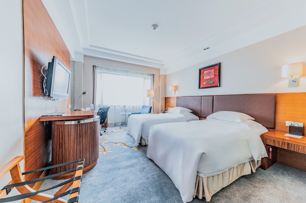 crowne plaza city center ningbo by ihg