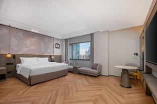 crowne plaza city center ningbo by ihg