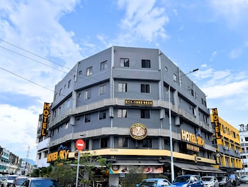 sky hotel cheras maluri