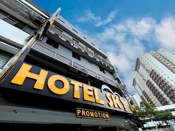sky hotel cheras maluri