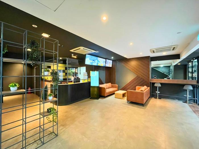 sky hotel cheras maluri
