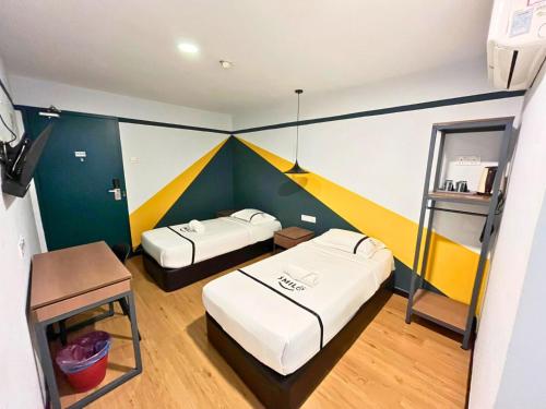sky hotel cheras maluri