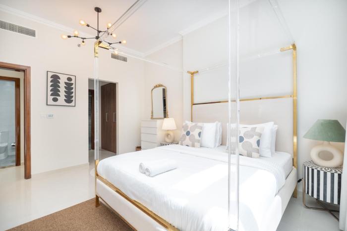 heaven crest vacation homes downtown studio 1 and 3 bedroom suites 2 minute walk to dubai mall and burj khalifa