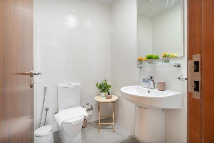 heaven crest vacation homes downtown studio 1 and 3 bedroom suites 2 minute walk to dubai mall and burj khalifa