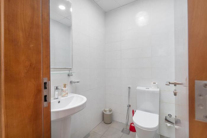 heaven crest vacation homes downtown studio 1 and 3 bedroom suites 2 minute walk to dubai mall and burj khalifa