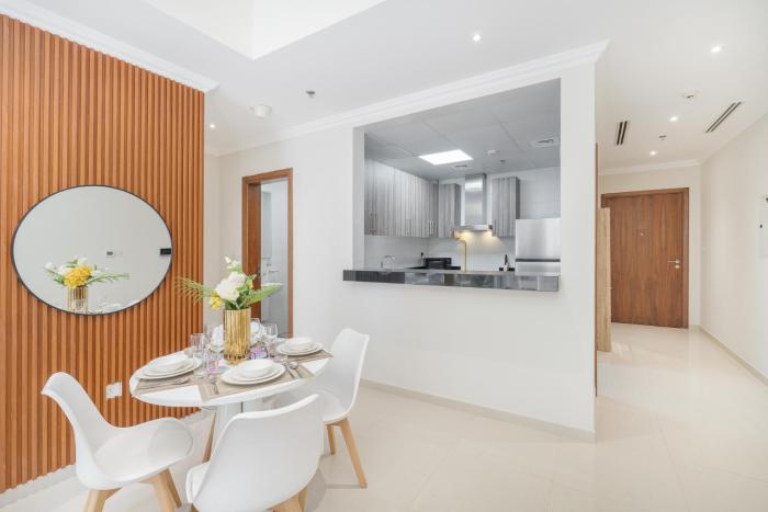 heaven crest vacation homes downtown studio 1 and 3 bedroom suites 2 minute walk to dubai mall and burj khalifa