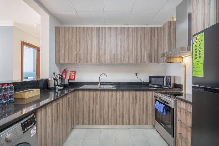 heaven crest vacation homes downtown studio 1 and 3 bedroom suites 2 minute walk to dubai mall and burj khalifa