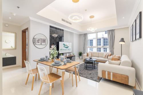heaven crest vacation homes downtown studio 1 and 3 bedroom suites 2 minute walk to dubai mall and burj khalifa