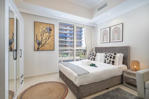 heaven crest vacation homes downtown studio 1 and 3 bedroom suites 2 minute walk to dubai mall and burj khalifa