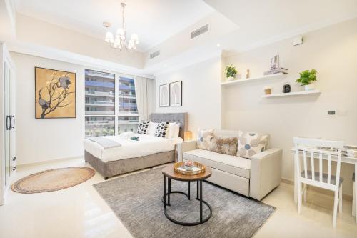 heaven crest vacation homes downtown studio 1 and 3 bedroom suites 2 minute walk to dubai mall and burj khalifa