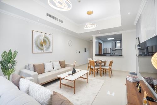heaven crest vacation homes downtown studio 1 and 3 bedroom suites 2 minute walk to dubai mall and burj khalifa