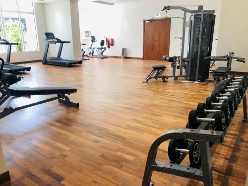 heaven crest vacation homes downtown studio 1 and 3 bedroom suites 2 minute walk to dubai mall and burj khalifa