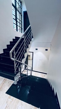 Hotel Kailas Lodging,,3 star