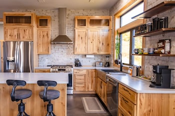 Inlet View Home,4645 Craftsman Rd,3 star