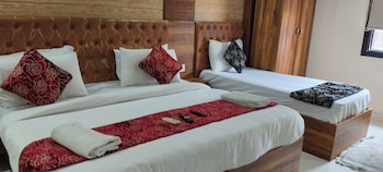 Hotel Gloab Residency Near Delhi Airport,,3 star