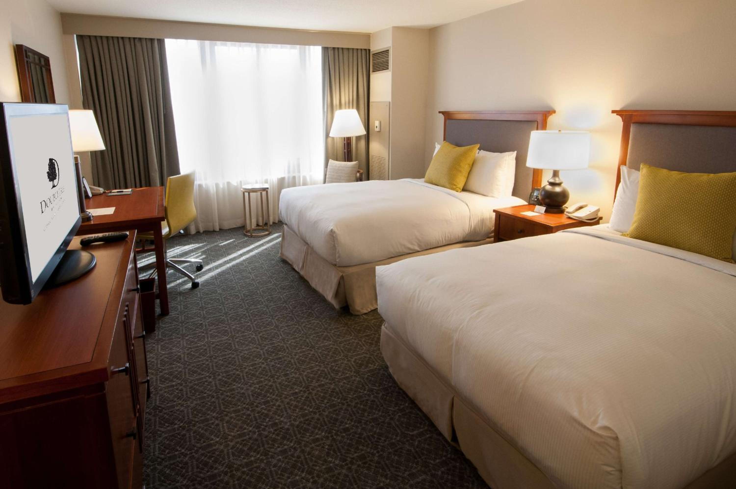 doubletree by hilton chicago oak brook