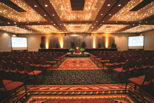 doubletree by hilton chicago oak brook