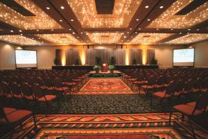 doubletree by hilton chicago oak brook