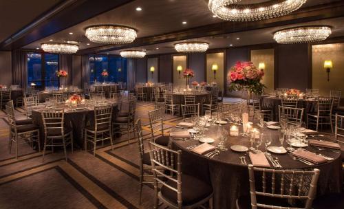 doubletree by hilton chicago oak brook