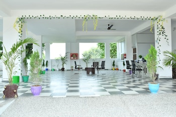 hotel prayagraj