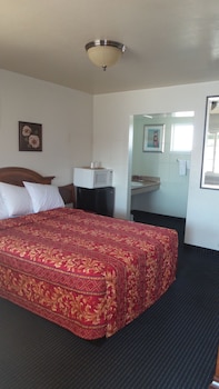 holiday motel oakdale