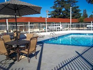 holiday motel oakdale