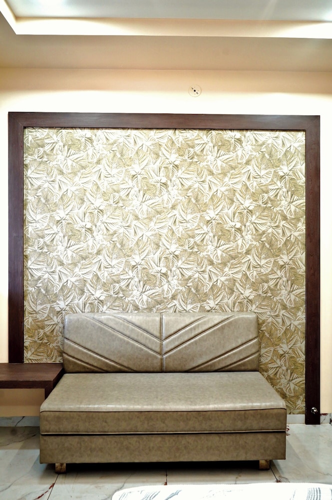 hotel shubhaarambh khandwa