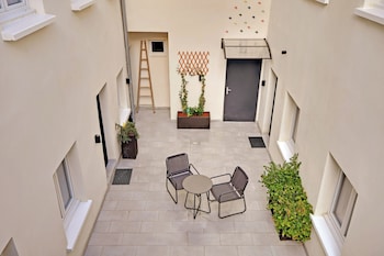 hotel cocoon