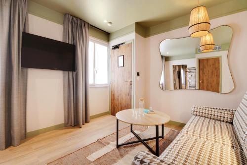 hotel cocoon