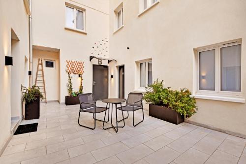 hotel cocoon
