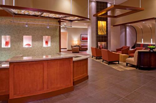 hyatt place pensacola airport