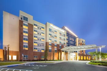 hyatt place pensacola airport