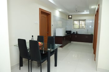 Kanmani Elite,,3 star