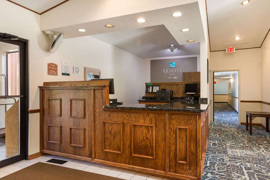 quality inn petoskey harbor springs