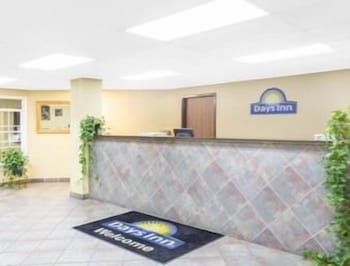 Days Inn By Wyndham Phenix City Near Fort Moore,Auburn - Opelika>>Alabama,3 star