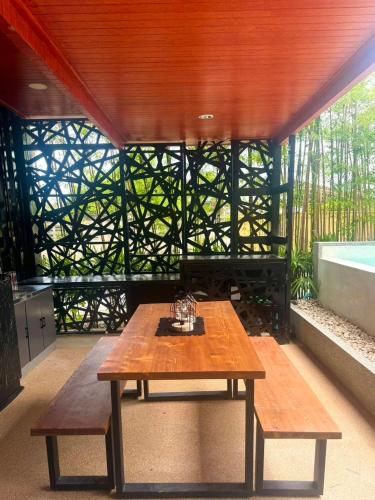 r resident resort