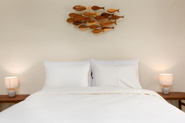 comfy corner hotel